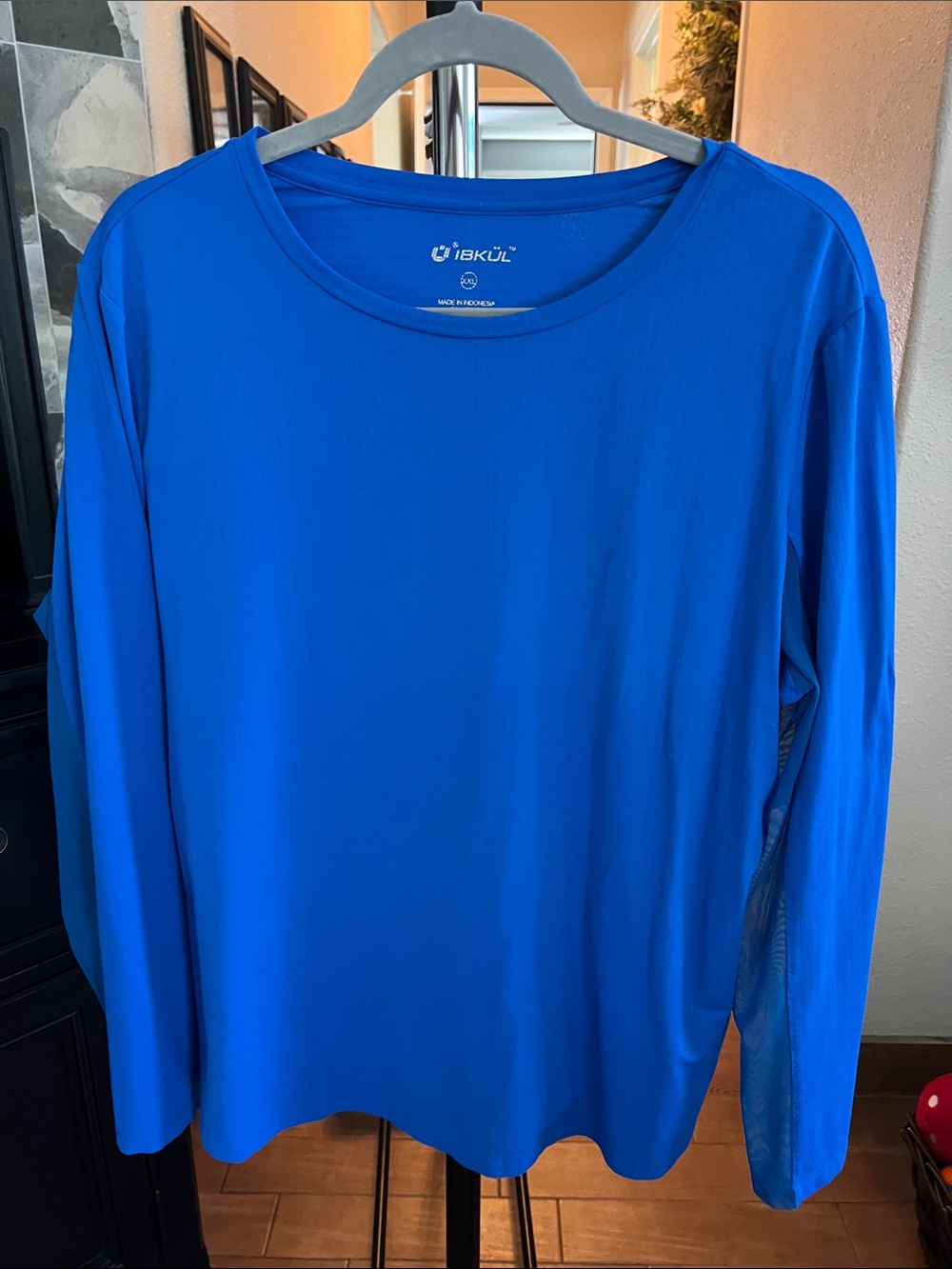 IBKUL Long Sleeve Athletic Top - Cobalt Blue
